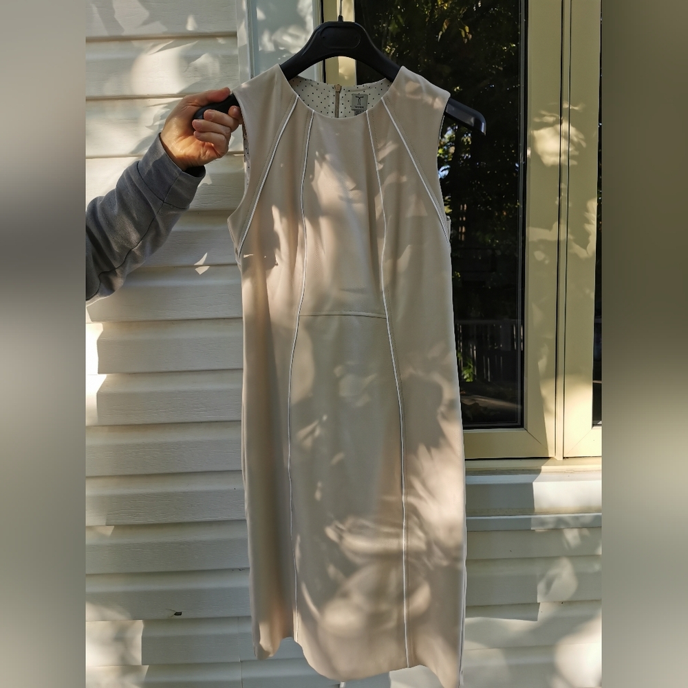 3/25$ Tristan Beige Office Midi Dress